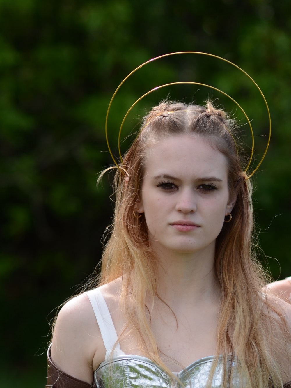 Gold halo headband, angel goddess costume headpiece, metal - Picture 5 of 5